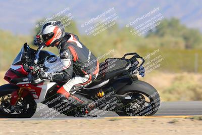 media/Nov-06-2023-Moto Forza (Mon) [[ce023d0744]]/3-Intermediate Group/Session 5 (Turn 9)/